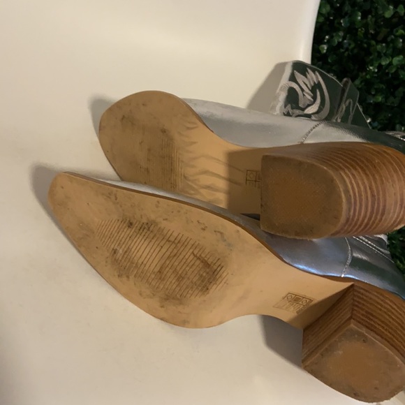 SZ 8 TAYLOR SILVER COWGIRL BOOTS LIKE NEW ! COSTUME CONCERT COCHELLA WESTERN - Picture 8 of 9